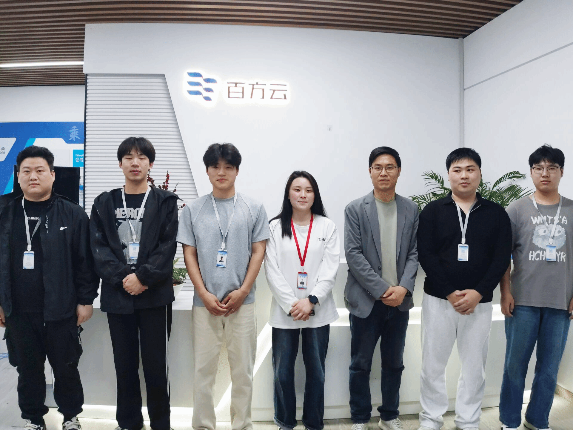 电子信息系教师赴企业开展“访企拓岗”专项活动