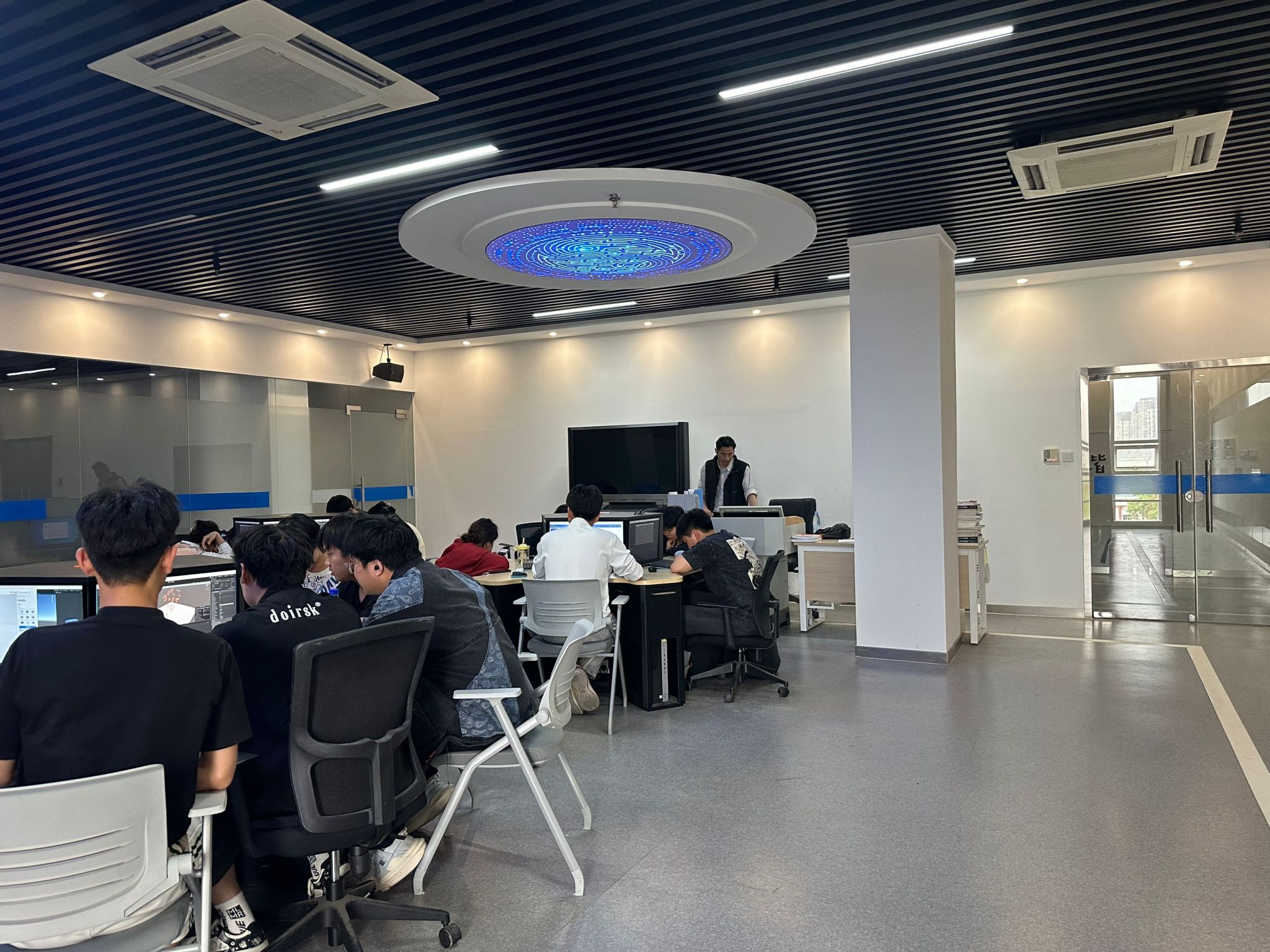 awc777万象城娱乐官网技能竞赛及科技创新节系列活动