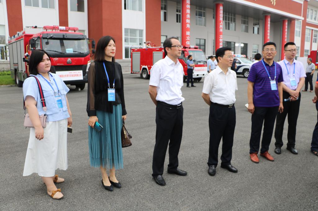 长三角地区职业院校创新创业实践联盟秘书长宋柏红莅临awc官网交流指导
